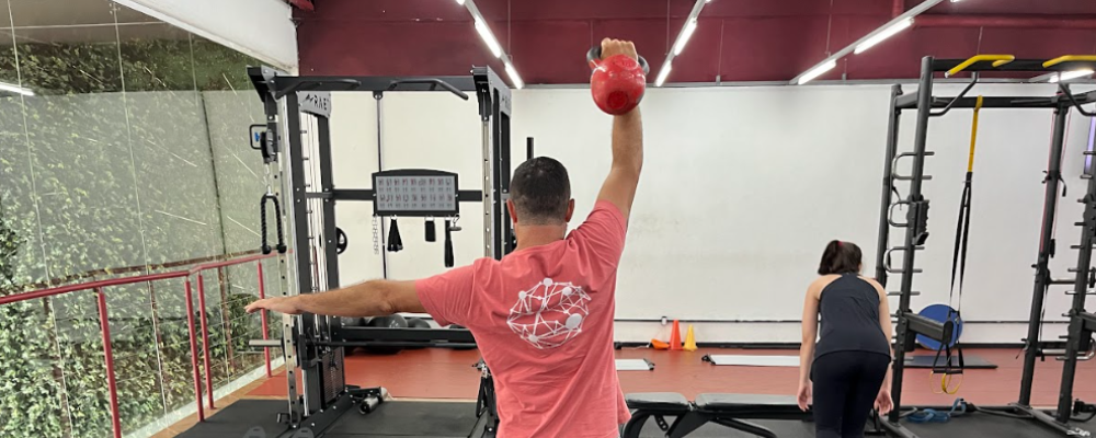 Treino com kettlebell em casa: Dicas e truques 6 Exercício com Kettlebell em VV